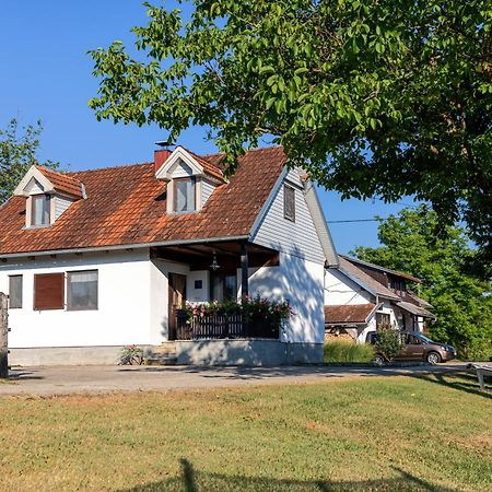 Farmstay Kotic Слуни Екстериор снимка